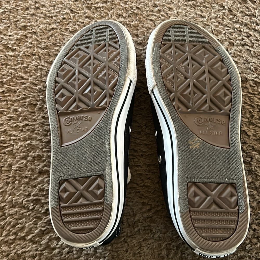 Converse Chucks - Picture 2 of 3